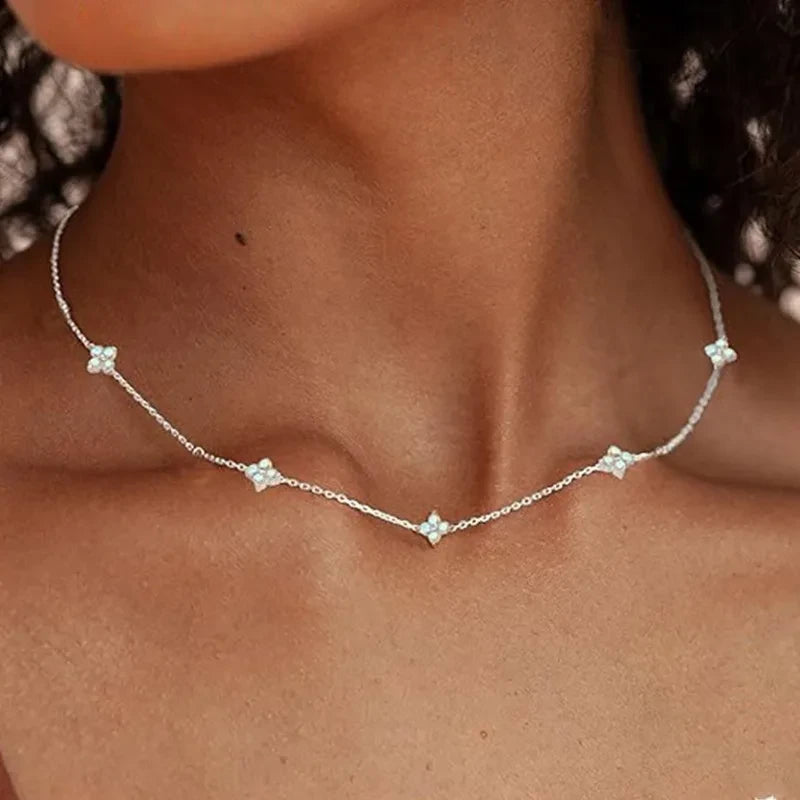 Four Leaf Clover Zircon Pendant Necklace
